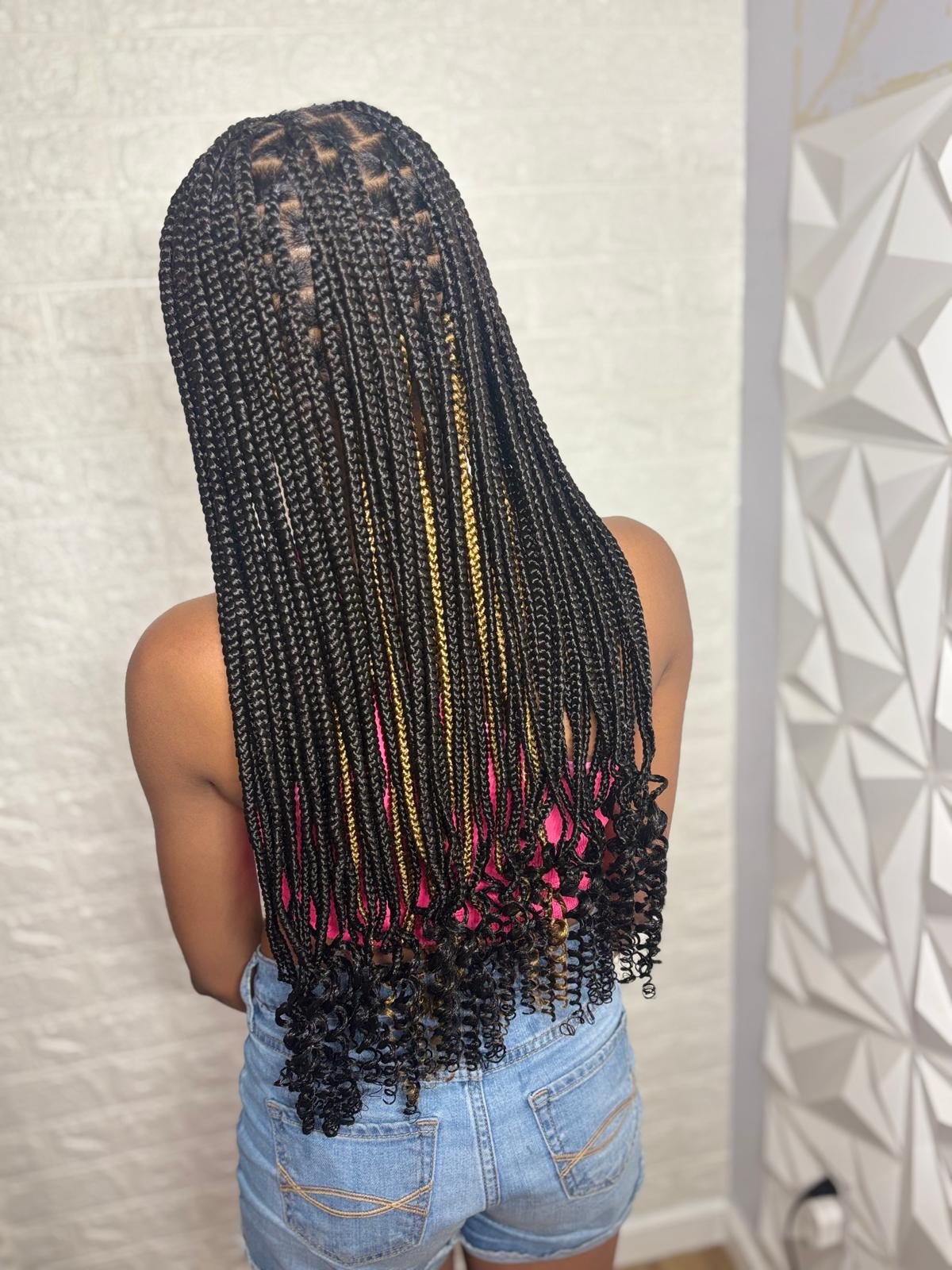 Signature protective hairstyle
